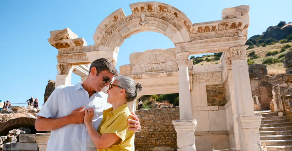 From Kusadasi or Izmir: Ephesus Private Tour